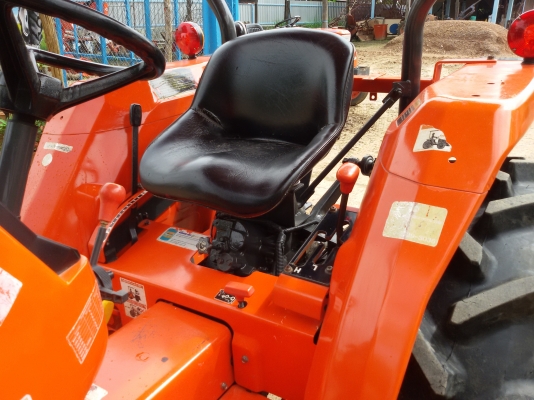 ปัญญาแทรคเตอร์..จัดมาให้ครับ ด่วน!!!คูโบต้า L2808 ตัวเปล่า สภาพพร้อมใช้