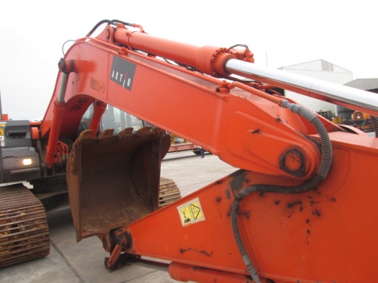 ขายรถขุด ZX200-3 ปุ๋ย085-0221939