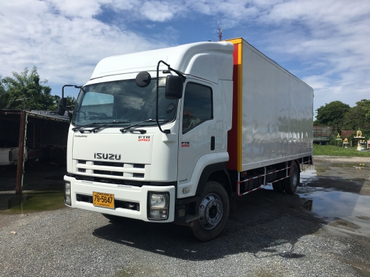 6ล้อFTR240HPตู้บรรทุก