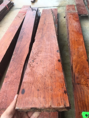 ไม้พื้นไม้มะค่า