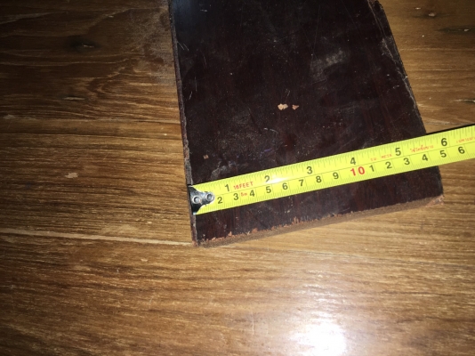 ไม้พื้นไม้มะค่า