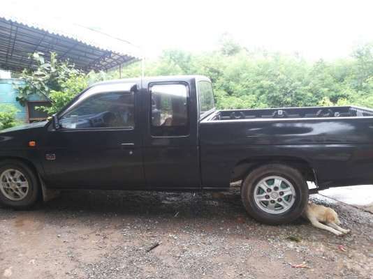 ขายนิสสันบิ๊กเอ็ม เครื่อง 2500 จอโค้ง ฝาแดง สภาพดี