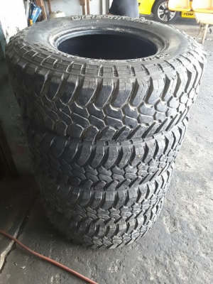 Deestone MT 265/75/16 ปลายปี14 สภาพสวยๆ 1ชุด