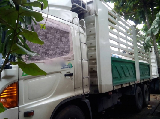 รถฮีโน่ 10 ล้อดั้ม FM8J  251 แรงม้า. ปี 55.  , ( ขาย แม่ , ลูก. )     สนใจติดต่อ  081 - 6079515