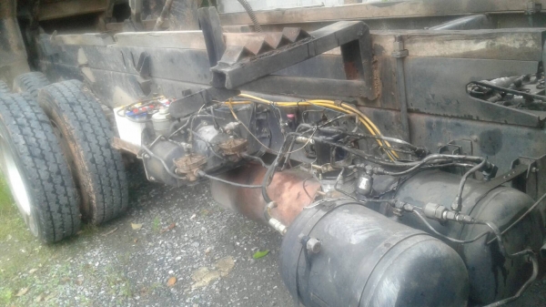 รถฮีโน่ 10 ล้อดั้ม FM1J 260 แรงม้า. ปี 38.    สนใจติดต่อ  081 - 6079515