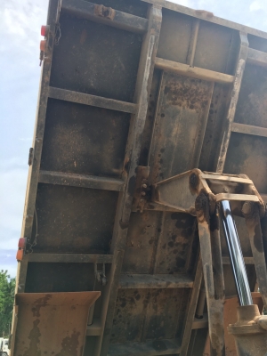 รถอีซุซุ 6 ล้อดั้ม NPR 150 แรงม้า ปี 53. , ( รถวิ่ง 19x,xxx กม. )        สนใจติดต่อ  081 - 6079515