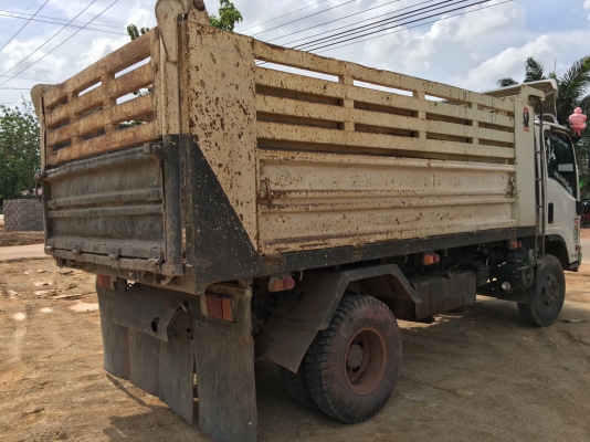 รถอีซุซุ 6 ล้อดั้ม NPR 150 แรงม้า ปี 53. , ( รถวิ่ง 19x,xxx กม. )        สนใจติดต่อ  081 - 6079515