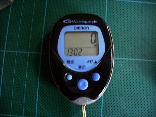 Omron HJ-113 เครื่องวัดการออกกำลังกายในการเดินกำลังกาย