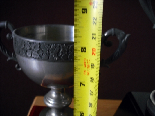 ถ้วยรางวัล เหมา 3 ใบ เก่าเก็บ