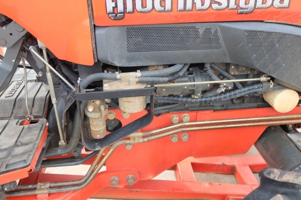 ขายรถไถรุ่น L4708sp ดาวน์ 20,000 บาท พร้อมใบมีด ผานพรวน มีเอกสารพร้อมโอน รถสวยพร้อมใช้งาน