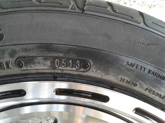 ขอบ16นิ้ว6รู พร้อมยาง สวยๆ 4 ล้อ ราคา 7800 บาท