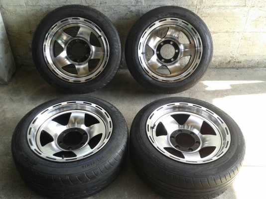 ขอบ16นิ้ว6รู พร้อมยาง สวยๆ 4 ล้อ ราคา 7800 บาท