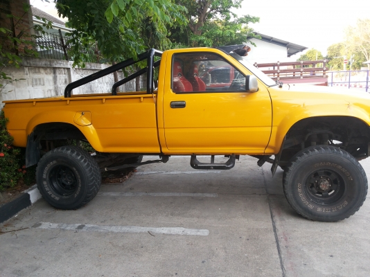 ขายรถกะบะยกสูงช่วงสั้น TOYOTA RN 10