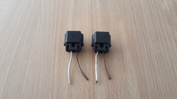 ปลั๊กขั้วหลอดไฟ HB3 มือสองจากญี่ปุ่น ปลั๊กขั้วหลอดไฟ HB3 มือสองจากญี่ปุ่น