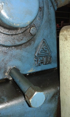 ปั๊มลม ไม่ทราบยี่ห้อไม่ทราบขนาด ป้ายหลุดลอกหายหมด จอดทิ้งไว้นานคับ ปั๊มลม ไม่ทราบยี่ห้อไม่ทราบขนาด ป้ายหลุดลอกหายหมด จอดทิ้งไว้นานคับ