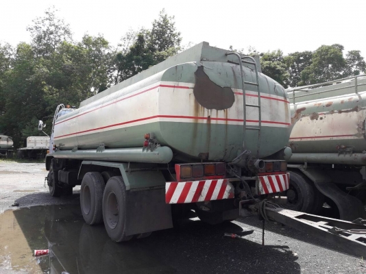 รถอีซูซุ 10 ล้อ บรรรทุกน้ำมัน / เปลื่ยนเครื่อง 230 แรงม้า. ปี 39.  ( ขาย แม่ , ลูก. )  ,  ( มี ขาย 2 คัน. )      สนใจติดต่อ  081 - 6079515