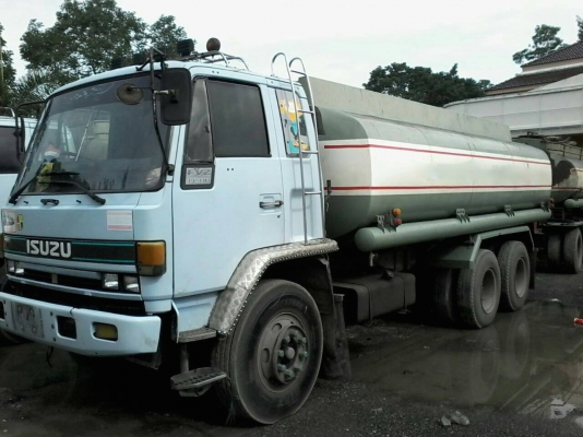 รถอีซูซุ 10 ล้อ บรรรทุกน้ำมัน / เปลื่ยนเครื่อง 230 แรงม้า. ปี 39.  ( ขาย แม่ , ลูก. )  ,  ( มี ขาย 2 คัน. )      สนใจติดต่อ  081 - 6079515