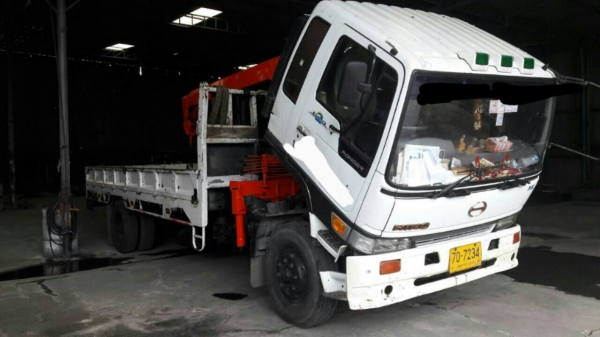 ขายแล้ว ครับ หกล้อ ฮีโน่ FG1H 210แรง เครน 3.5ตัน ช่วงยาว 7.30ม สภาพดีสวยพร้อมใช้ ทะเบียนพร้อมโอน ราคา 655,000บ รถสภาพดีน่าใช้