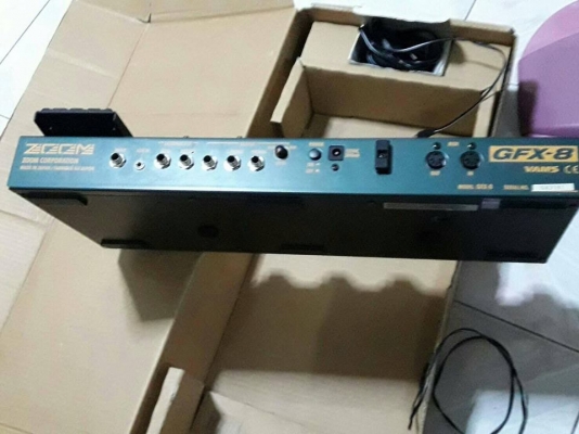(ลดราคาให้มาไวไปไวครับ) เอฟเฟคกีต้าร์ Zoom GFX-8 สภาพใหม่เลยครับ (ลดราคาให้มาไวไปไวครับ) เอฟเฟคกีต้าร์ Zoom GFX-8 สภาพใหม่เลยครับ