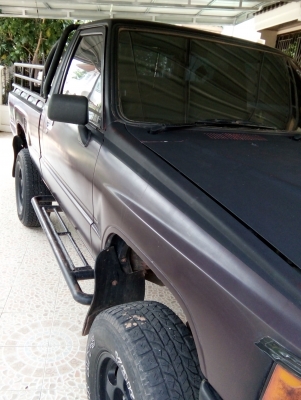 ขายรถToyota Hilux Heroยกสูงสถาพสวย