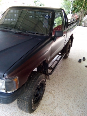 ขายรถToyota Hilux Heroยกสูงสถาพสวย