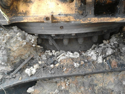 รถแบคโฮ  CAT  320B.    สนใจติดต่อ  081 - 6079515