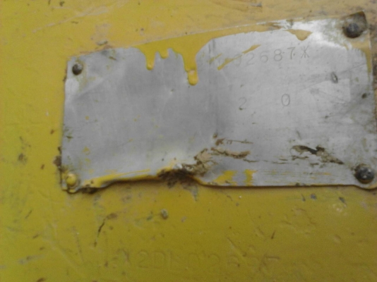 รถแบคโฮ  CAT  320B.    สนใจติดต่อ  081 - 6079515