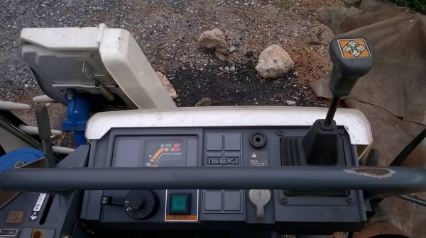 รถเกี่ยวข้าว ISEKI 17.7แรง เก่าญีปุ่น ทำงานแค่ 370 ชั่วโมง รถเกี่ยวข้าว ISEKI 17.7แรง เก่าญีปุ่น ทำงานแค่ 370 ชั่วโมง