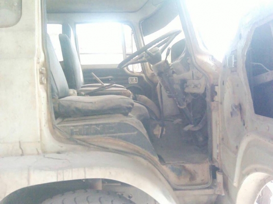 10 ล้อดั้ม เพลาเดียว 168 แรง HINO KT925 เล่ม ม.79 ไว้เรียบร้อย