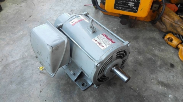 ** SOLD ** มอเตอร์ Mitsubishi 3 HP 220V ใช้ไฟบ้านสภาพสวยวิ่งเงียบมาเทสก่อนได้!!