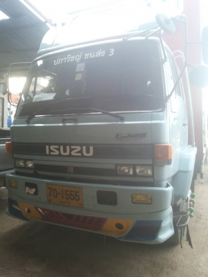 ขายรถ อีซูซุร็อคกี้ 6ล้อ ตู้10บาน