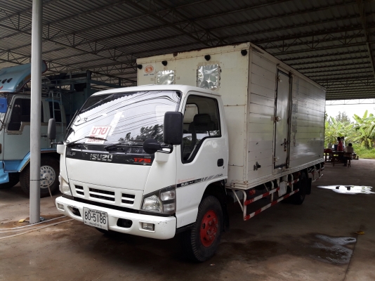 ขายด่วน รถ 6 ล้อ NQR เครื่อง 175 แรง ปี50 รถตู้ประตู 4 บาน ยาว 5.50 ม.