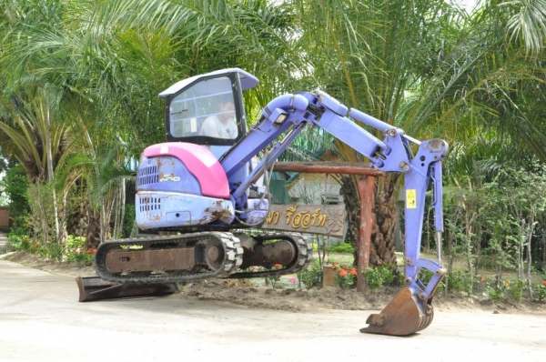 KOMATSU PC20uu คอนโทลน้ำมัน ปั้มนิ้ว สวยเดิมจากญี่ปุ่น ทำงานสมบูรณ์ทุกระบบ รับรองไม่ผิดหวัง 290,000 เท่านั้น!!