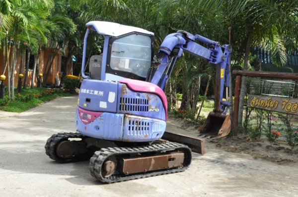 KOMATSU PC20uu คอนโทลน้ำมัน ปั้มนิ้ว สวยเดิมจากญี่ปุ่น ทำงานสมบูรณ์ทุกระบบ รับรองไม่ผิดหวัง 290,000 เท่านั้น!!