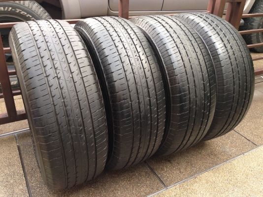 ยาง Firestone 265 65 17 ปี15 ดอกเต็ม ไม่มีปะ เนื้อนิ่มๆ ราคาไม่แพง