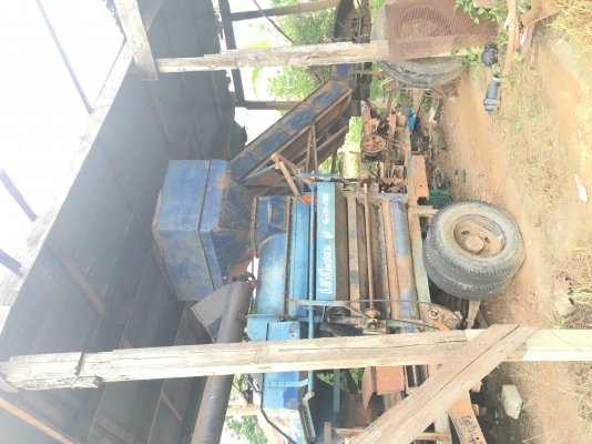 ขายรถสีข้าวโพดพร้อมใช้งานมีระบบครบมีไซโลส่งเครื่อง145แรงราคา120000บาทราคาต่อรองได้สนใจติดต่อ0847823249 ขายรถสีข้าวโพดพร้อมใช้งานมีระบบครบมีไซโลส่งเครื่อง145แรงราคา120000บาทราคาต่อรองได้สนใจติดต่อ0847823249