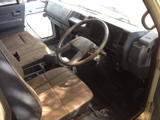 ขายถูกด่วนๆ*หัวเก๋งรถบรรทุก 6 ล้อกลาง CABIN ISUZU NPR58L /JASTON*หัวปิ๊บ* (รุ่นยกหัวได้) สินค้าเก่านอก/ขายตามสภาพ