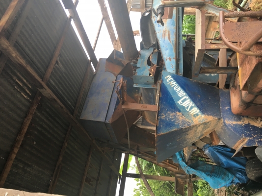 ขายรถสีข้าวโพดพร้อมใช้งานมีระบบครบมีไซโลส่งเครื่อง145แรงราคา120000บาทราคาต่อรองได้สนใจติดต่อ0847823249 ขายรถสีข้าวโพดพร้อมใช้งานมีระบบครบมีไซโลส่งเครื่อง145แรงราคา120000บาทราคาต่อรองได้สนใจติดต่อ0847823249