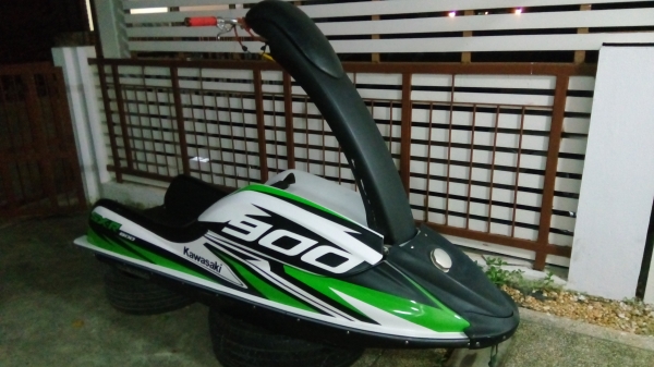 ลดเหลือ....98000....เจ็ทยืน KAWASAKI SXR800 body cop  วางเครื่องคาวา 3 สูบ ลดราคาให้สุดๆเลย