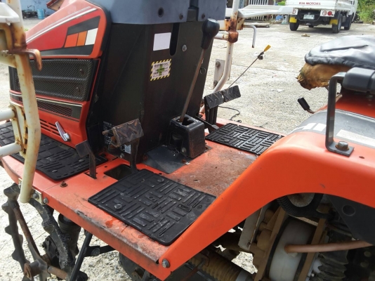 ขายรถดำนา 4 แถว มิชูบิชิ นั่งขับสภาพพร้อมใช้งานเก่านอกราคา 35,000บาท ขายรถดำนา 4 แถว มิชูบิชิ นั่งขับสภาพพร้อมใช้งานเก่านอกราคา 35,000บาท