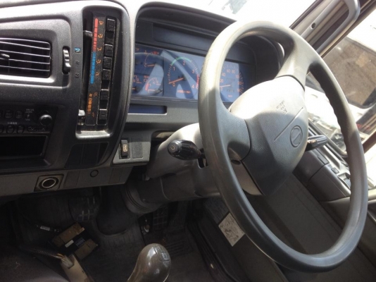 ขายถูกด่วนๆหัวเก๋งรถบรรทุก6 ล้อกลาง CABIN HINO FC3JGD  (รุ่นยกหัวได้ / แบบติดคัสซีมา/ เบรคจิฟฟี่/สินค้าเก่านอก)  ราคาเพียง 87,000 บาท