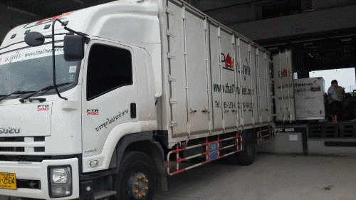 ให้เช่าร/บริการขนส่ง ถบรรทุกหกล้อ อีซูซู 240 ปี  56 รถตู้ 10 บาน ยาว  7.69 เมตร เจ้าของขายเอง