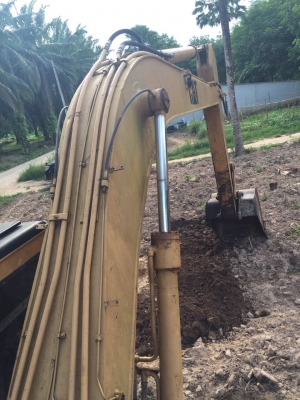 ขายรถแบคโฮ CATERPILLAR E120B เครื่อง 6D14 แอร์เย็น รถสมบูรณ์มาก สนใจโทร 081-970-1072
