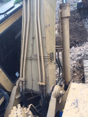 ขายรถแบคโฮ CATERPILLAR E120B เครื่อง 6D14 แอร์เย็น รถสมบูรณ์มาก สนใจโทร 081-970-1072