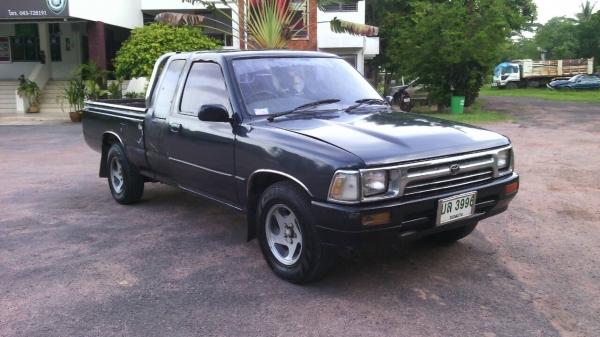 HILAUX MIGHTY X  CAB พร้อมใช้งาน