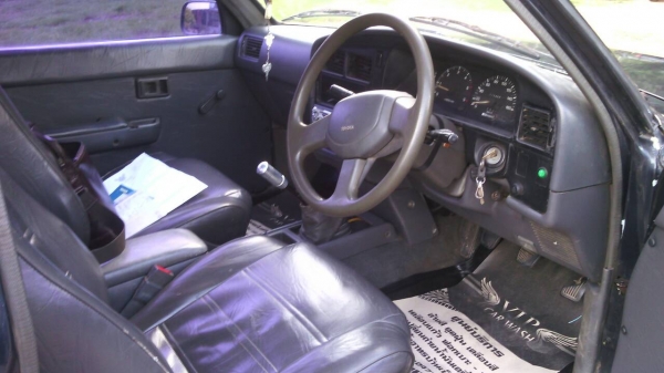 HILAUX MIGHTY X  CAB พร้อมใช้งาน