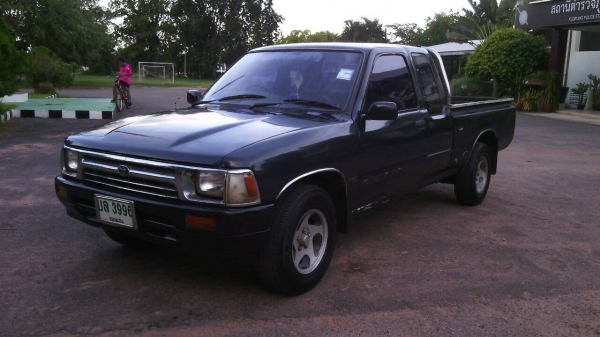 HILAUX MIGHTY X  CAB พร้อมใช้งาน