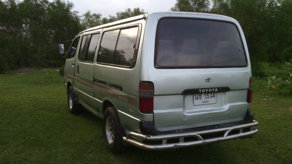 TOYOTA HIACE พร้อมใช้ TOYOTA HIACE พร้อมใช้
