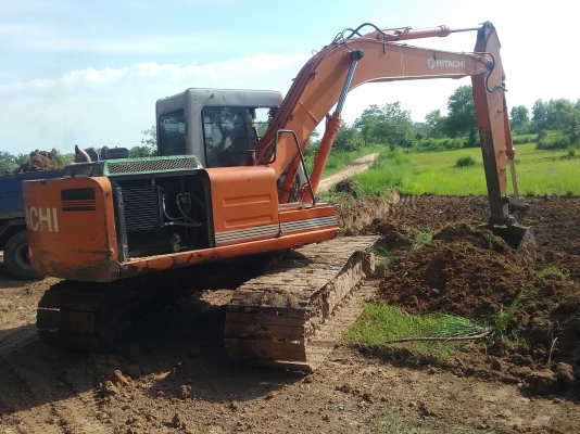 ขาย 585,000 Hitachi เก่านอก 2 ปี EX120-1 แอร์เย็น เครื่องดี ปั่มดี โช่หนา เอกสารอินวอยท์ รถสวยพร้อมใช้ 090-772-3710 090-772-3708 ขาย 585,000 Hitachi เก่านอก 2 ปี EX120-1 แอร์เย็น เครื่องดี ปั่มดี โช่หนา เอกสารอินวอยท์ รถสวยพร้อมใช้ 090-772-3710 090-772-3708