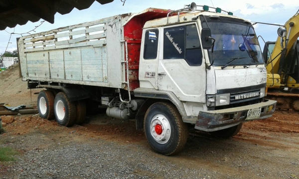 ขายรถบรรทุก 10 ล้อดัมพ์ MITSUBISHI FN527M-TC ราคา 550000